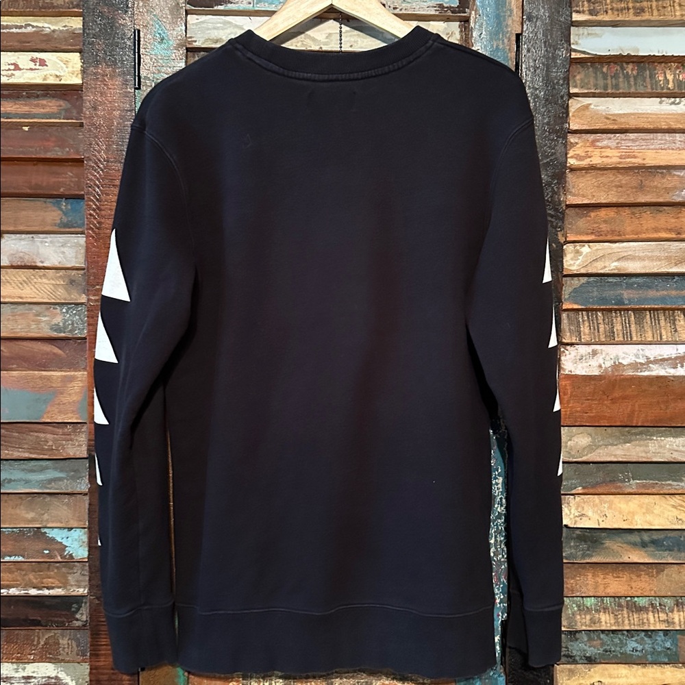 🚨Asphalt Black Crewneck Sweatshirt with Floral Number Design sleeves MED - Picture 7 of 7